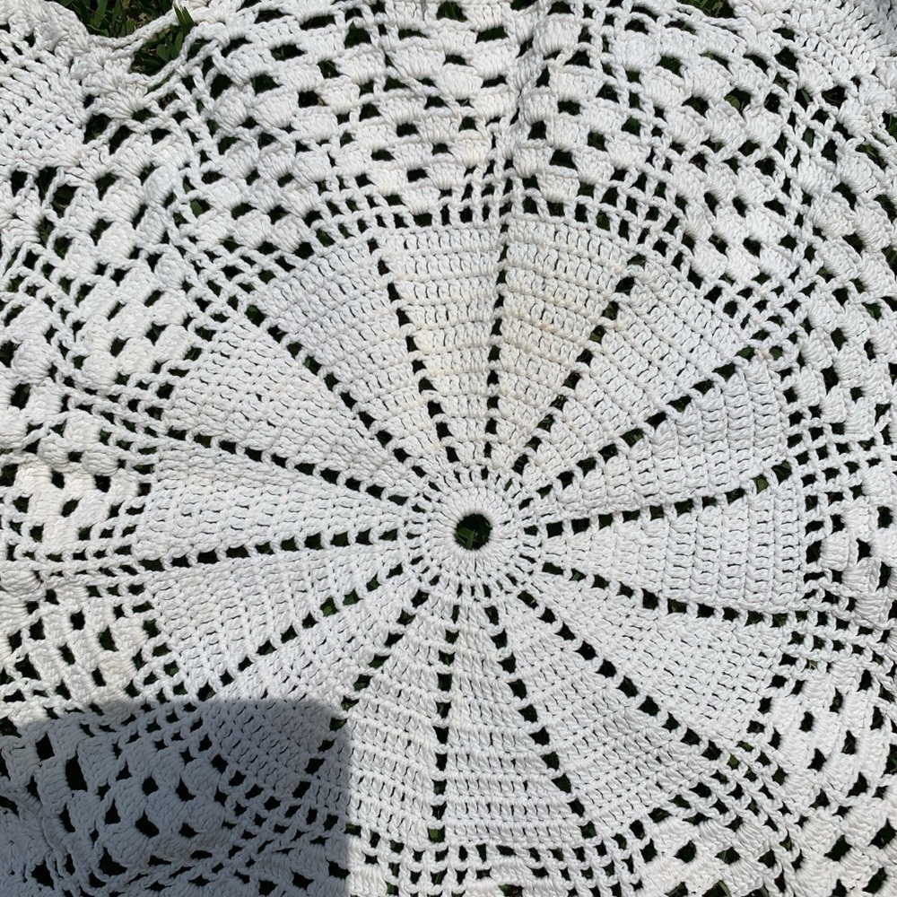 Doily - Picture 3 of 4